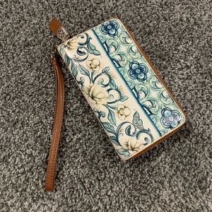 New without tags Brighton wallet